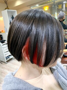 デザイナーズ ファクトリー(Designer's Factory) 縮毛矯正&インナーカラー レッド ショートボブ