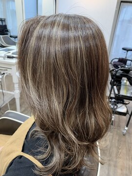 ルカ(Luclo) レイヤー☆ハイライト☆カラー[田園調布,雪が谷大塚,世田谷]