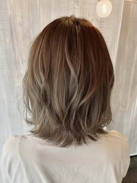 ココカラヘアー ニコ(cococara hair nico) グレージュカラー/透明感カラー/こなれミディ