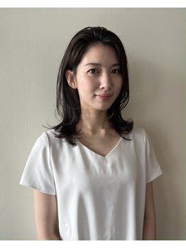 ビュートリアム 梅田(BEAUTRIUM) 外ハネ/レイヤー/くびれ巻き/前髪/ウェーブ/茶屋町/梅田/大阪