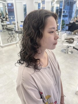 ブラウン(Brown) 外国人風パーマ