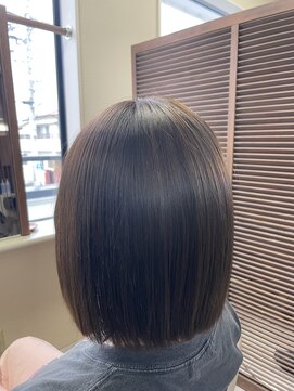 ラインヘアー(LINE HAIR) ボブ×くすみカラー