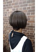 ショートボブ
