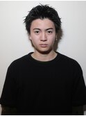 スパイキーショートメンズアップバング刈り上げ黒髪ショート