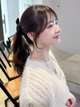 シオン(shion) ロングおくれ毛前髪カット暗めカラーオリーブベージュ_F40911