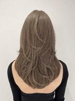 ムード(MOOD,)&nbsp;ダークアッシュ/ミディアムレイヤーカット/大人ガーリー/銀座