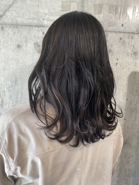 トンプソンへアグループ カット、カラー