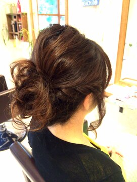 ヘアリラクゼーションリノ (Hair Relaxation Lino) 結婚式 大人っぽい!でも可愛いお呼ばれアップスタイル