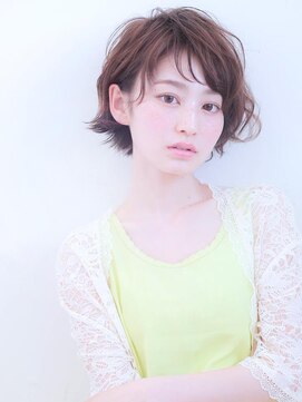 ラ ブレス なんばスカイオ(LaBless) 斜めバング　クラシカルふわ軽ショート