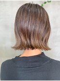 グラデーションカラー、イルミナカラー、前下がりボブ