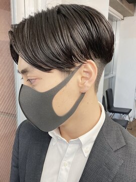 バイフィフス 原宿/表参道(by fifth) センターパートショート/ビジネスヘア/サイドグラデーション○