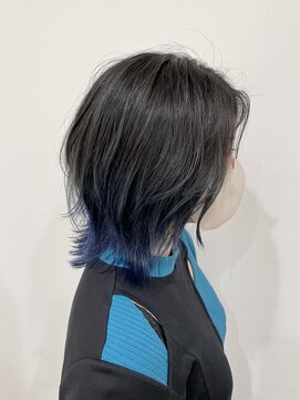 アクルヘアーバイテソロ(AKUR hair by tesoro) 外はねブルー