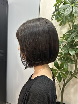 ユニー(uniii) 【uniii/新宿】切りっぱなしボブ