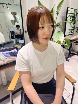 スミ(sumi) 切りっぱなしボブ