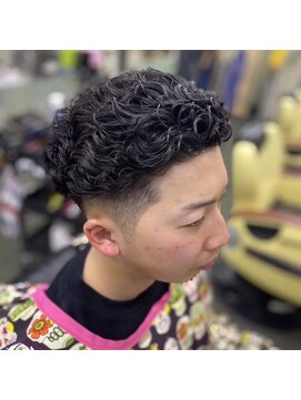 バーバーショップイシカワ(BARBER SHOP イシカワ) パーマスキンフェードスタイル
