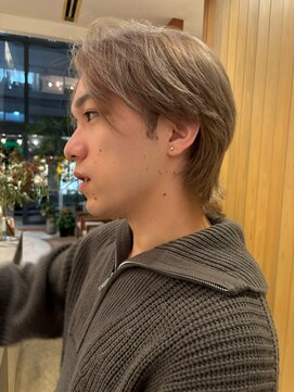 ブクレット(Bouclettes) 心斎橋 ミルクティーカラー メンズウルフ 10代20代30代