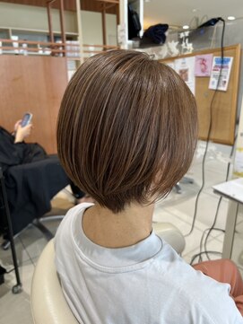 アンフェリール 原島店(Em Fellir) フェザーショート/マロンブラウン/20代30代40代