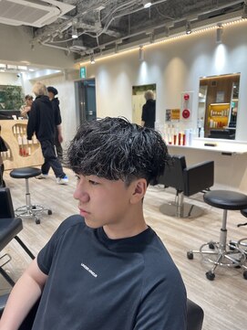 ルースト 渋谷店(ROOST) シャドウパーマ