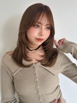 ぱっつん前髪/顔まわりレイヤー/顔まわりレイヤー/艶髪