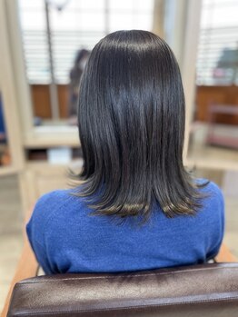 ヘアーアンドメイク シェリ(Hair&Make Cherie)の写真/1人1人に合わせて施術◎リンケージや、FLOWDIAを導入！ダメージ補修にこだわった髪質改善メニュー♪