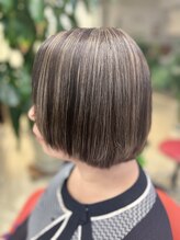 ボンビィヴァン(bon-vivant) 白髪ぼかしハイライト+髪質再生レブリン酸の酸熱トリートメント