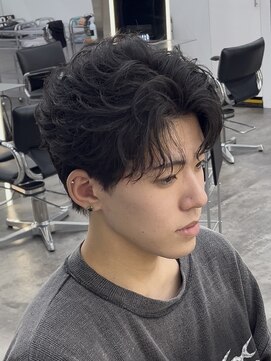 フィフス 仙台(fifth) 仙台フェザーショート毛流れ強めフェザーパーマセンターパート◯