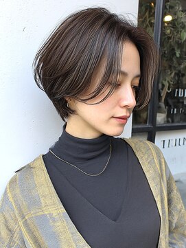 ショート ボブ センターパート 白髪ぼかし ハイライト 30代40代