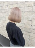 ペールピンクベージュ