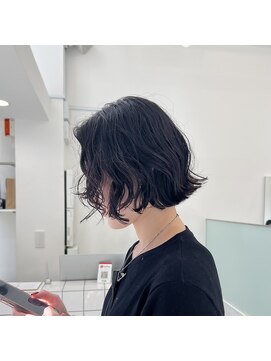 ニトバイアンキシム ボブ(nit by AHNKISM) ストレートボブに飽きた方はボブパーマおすすめです♪