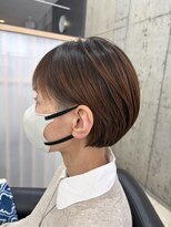 ヘアヴェローチェ(hair-veloce) 襟足いっぱいのミニボブ