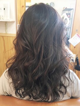 ララテラス(LaLa Terrace) ヴァイオレットベージュ×くせ毛風ドライセミディ