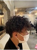 表参道roijir ツイストスパイラル×メンズパーマ