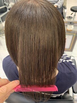 エスカーラ 表参道(THE ESCALA) @m_ayu/似合わせカット/前下がりボブ/タビラマユミ