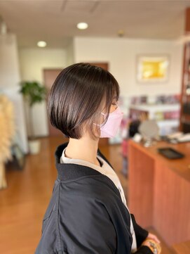 スタジオフィット(STUDIO FITTO) ★イヤリングカラーショートボブ★