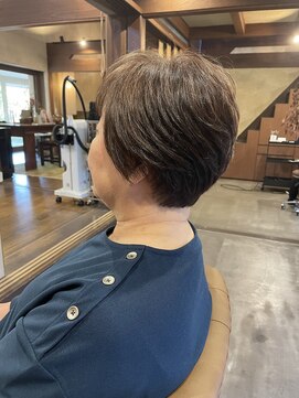 穀雨(Kokuu) 丸みショート、ベージュカラー