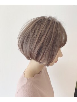 ウル(Ulu') ふんわりボブ