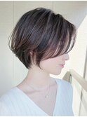 大人ショートカットウェットヘアオリーブベージュデザインカラー