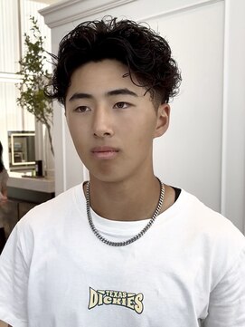 アルティファータ(artifata) サーフカールパーマ メンズパーマ ニュアンスパーマ