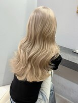 オズ 郡山駅前店(OZ)&nbsp;ミニウルフチェリーブラウンホワイトグレージュフェザーパーマ