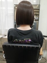 ユノ(juno)&nbsp;地毛風ストレート×切りっぱなしミニボブ