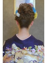 サエラクワトロ&nbsp;【caetla Quattro】成人式・卒業式アップスタイル