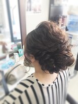 ヘアセットサロンエッジ(Edge)&nbsp;ボリュームたっぷりルーズシニヨン