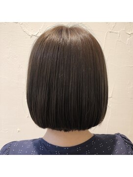 アナザーワールド(ANOTHER WORLD) miniボブ/シルバー/ベージュ【渡辺まみ】