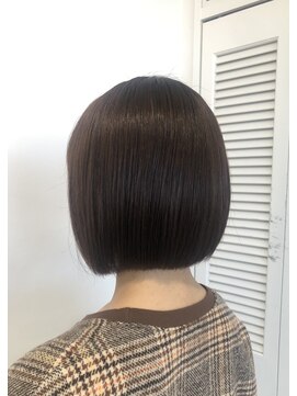 アドラーブル 万代店 (adorable) 【ミニボブ】【前下がりボブ】10代20代