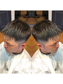 チルアウト(CHILL OUT) ショートレイヤー