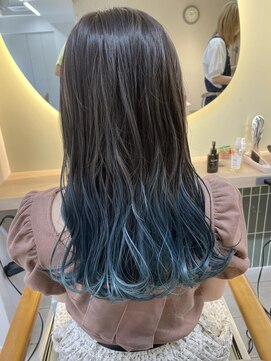 テトラ バイ ネオリーブ 横浜西口店(tetra by neolive) 横浜★今期大丈夫グラデーションの青髪