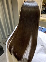 カミケンガレリア(kamiken. galleria)&nbsp;ナチュラルキレイ！まとまる美髪ロング【カミケンガレリア】