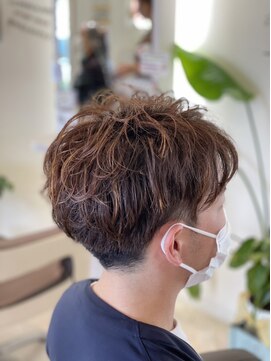 フロムハンド(From hand) ON.OFFカッコよく決まる！パーマstyle