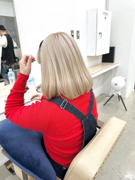 ニュート(Neut ) ペールベージュ