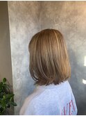 シークレットハイライト×オリーブベージュ×外ハネボブ